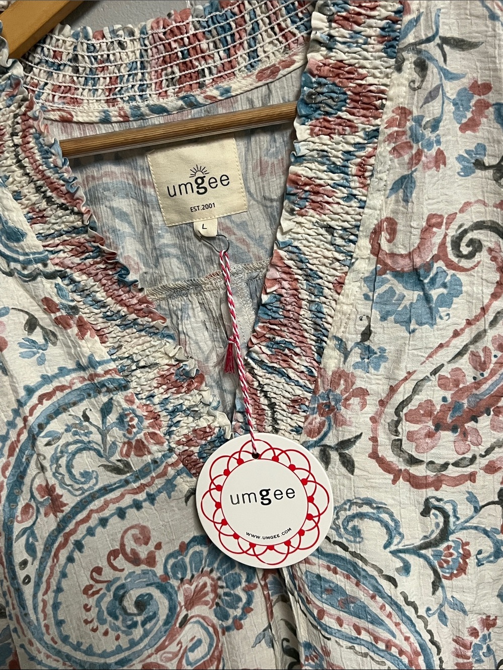 Umgee Blue & Dusty Rose Floral Smocked Ruffle Top Large New with Tags! - Picture 10 of 15